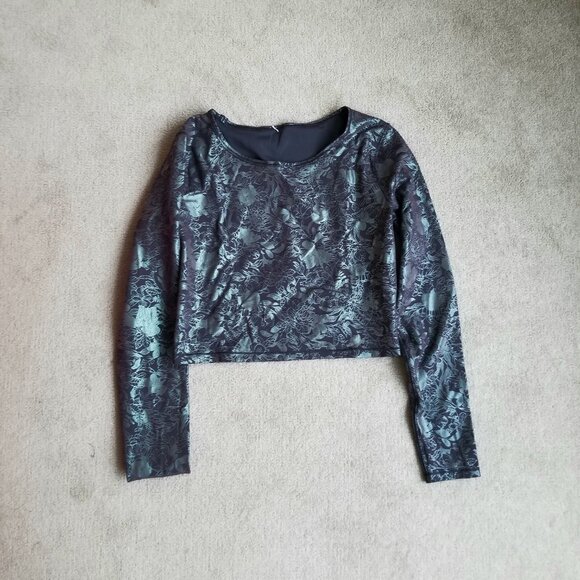 Lululemon Wunder Train Cropped in Logo Flourish Black Iridescent Foil, size 10 - Picture 4 of 8